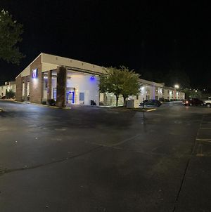 Motel 6-Greensboro, Nc - Airport Exterior photo
