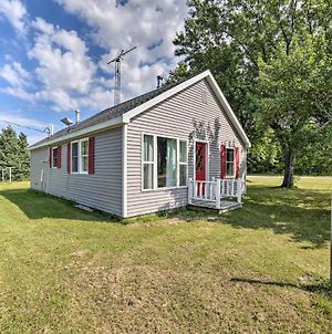 Pet-Friendly And Peaceful Northern Michigan Gem Newberry Exterior photo