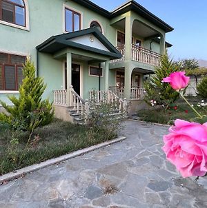 Qafqaz Kahran Cottage Gabala Exterior photo