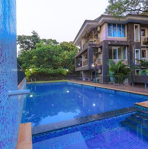 4Bhk Stunning Apartment With Pool 2Bhkx2 Old Goa Exterior photo