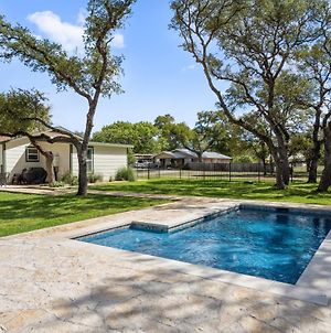Upscale Home W-Pool And Firepit! Close To Mercer St! Dripping Springs Exterior photo