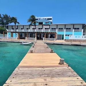Ocean Suites Bartolome Isla Mujeres Exterior photo