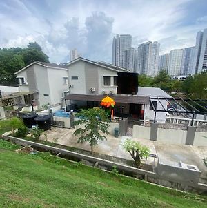 Villa 15Pax 1Br Swimming Pool With Spa, Karaoke Home Theatre, Pool Table, Bbq Near Spice Arena Penang 9800 Sqft Bayan Lepas Exterior photo