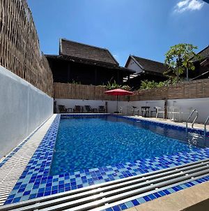 Little Friendly Guest House And Swimming Pool Luang Prabang Exterior photo