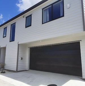 Lovely House In Central Papatoetoe Auckland Exterior photo