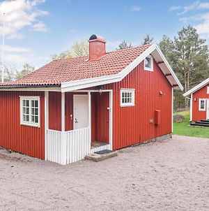 Awesome Home In Brastad With 3 Bedrooms Exterior photo