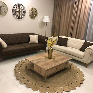 Friendly Budget -2Bed Rooms- Elegant & Comfy Home Bh Manama Exterior photo