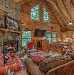 New! Treetop Cabin - Hot Tub, Fast Wifi, Fire Pit & Dog Friendly Villa Blue Ridge Exterior photo