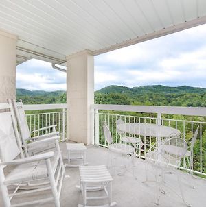 Smoky Mtn Luxury Whispering Pines 654 Apartment Pigeon Forge Exterior photo
