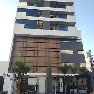 Apartamento Beira Rio Apartment Itajai Exterior photo