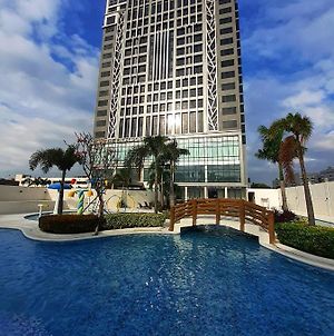 The Excelsior Hotel Las Pinas Manila Exterior photo