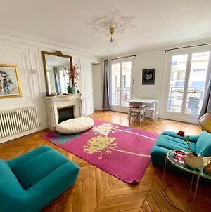 Typical Parisian 2 Bedroom Apartment Perfectly Located Exterior photo