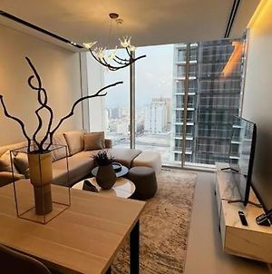 Luxury Apartment In Manama Exterior photo
