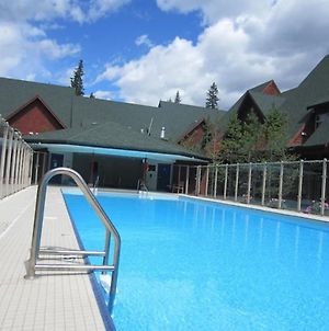 Relaxing Mountain Getaway At Mystic Springs, Pool, Hot Tub, Pets Welcome! Apartment Canmore Exterior photo