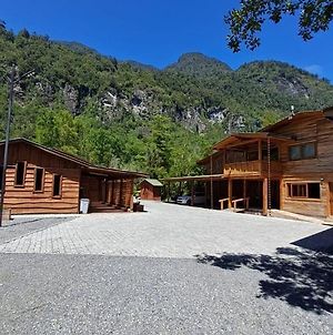 Illi Lodge & Hostel Lago Ranco Exterior photo
