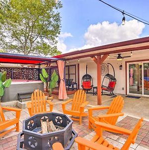 San Antonio Home with Hot Tub and Arcade Games! Exterior photo