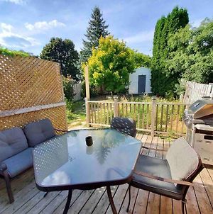 Entire Bungalow 3 Bdr With Backyard Bbq Apartment Kingston Exterior photo
