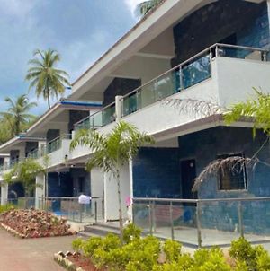 Aachal Beach Resort Murud  Exterior photo