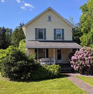 Cozy 3 Bedroom Home 5 Min To Hunter Mountain Tannersville Exterior photo