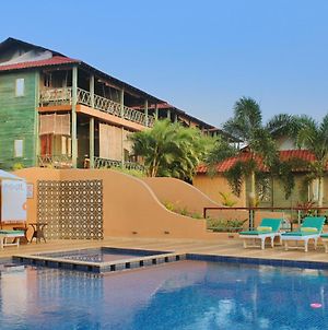 Oxygen Resorts Morjim, Goa Exterior photo