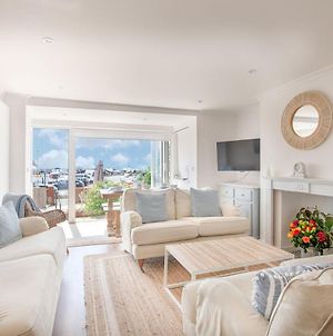 Coast View Apartment Lyme Regis Exterior photo
