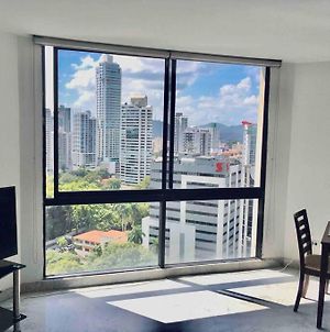 Central Modern Apartment Ac/Pool/Wifi Panama City Exterior photo