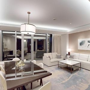 Stunning 2 Bed Address Sky View Best Layout Apartment Dubai Exterior photo