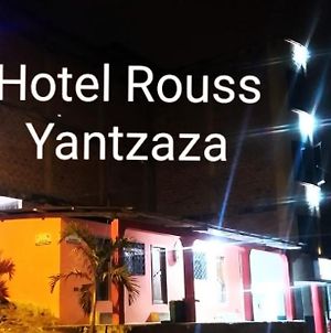 Rouss Hotel Yantzaza Exterior photo