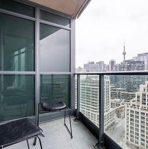 Modern 1 Bdrm Condo, Lakeshore Views +Free Parking Toronto Exterior photo