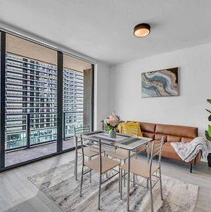 Lovely 1-Bedroom Unit Downtown Miami/Arena View Exterior photo
