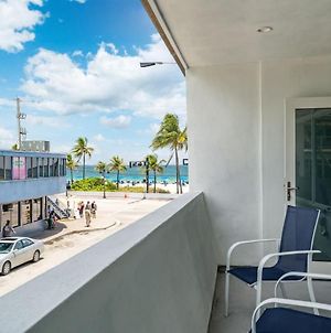 The Purple Pelican Beachfront With Ocean Balcony Unit 4 Villa Fort Lauderdale Exterior photo