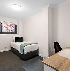 Grattan House Apartment Melbourne Exterior photo