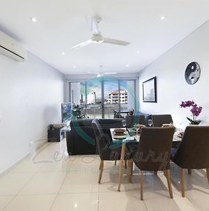 Zen Central Ambient 3Br Apt In The Heart Of Darwin Apartment Exterior photo