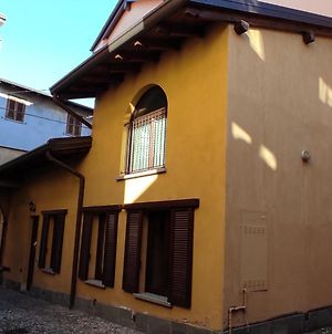 Piccola Corte Villa Oleggio Exterior photo