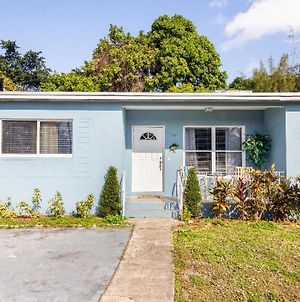 Cheerful 3-Bedroom Home /Ac+ Free Parking North Miami Beach Exterior photo
