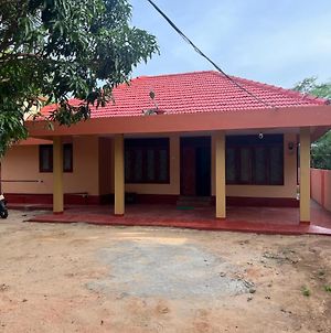 Ariyalai Home Jaffna Exterior photo