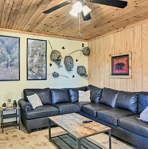 Pet-Friendly Cleveland Cabin With Fire Pit! Villa Exterior photo