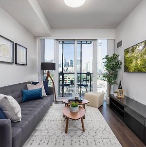 Modern Paradise - 1 Bdrm Sofabed Easy Parking Apartment Toronto Exterior photo