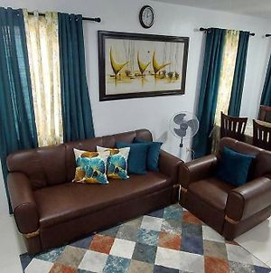 Bacolod Affordable Staycation! Exterior photo