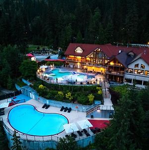 Halcyon Hot Springs Resort Exterior photo