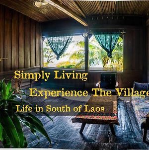 The Riverfront And A Simple Living Of The Southend Of Laos Hotel Ban Khon Exterior photo