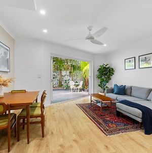 Little Cove Gem - Walking Distance To The Most Famous Noosa Beach! Exterior photo