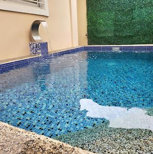 Luxury 3Br Villa W Plunge Pool Near Sm Batangas City- Instagram-Worthy! Exterior photo