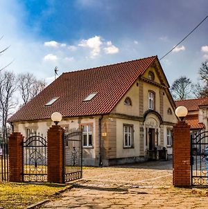 Dworek Cieszkow Villa Exterior photo