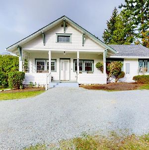 Shining Waters Cottage Stanwood Exterior photo
