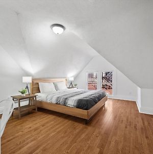 Bloomfield/Shadyside @K Spacious & Unique Private Bedroom With Shared Bathroom Pittsburgh Exterior photo
