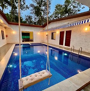 Saffronstays Solaris, Private Room In Pet Friendly Pool Villa Alibag Exterior photo