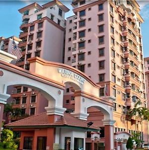 Mc Holiday Apartment @Marina Court Kota Kinabalu Exterior photo