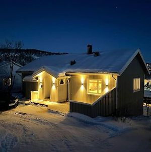 Flott Enebolig Med Fin Utsikt. Apartment Tromso Exterior photo