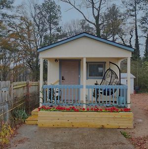 Your Own Cozy Tiny Home Austell Exterior photo